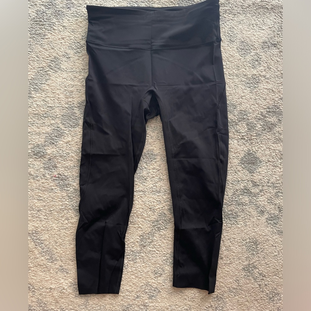 Lululemon Run the Day Crop